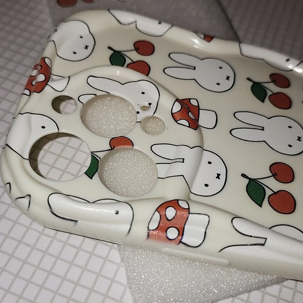 Brand new Apple IPhone 16 Pro Max Miffy Silicone Phone case